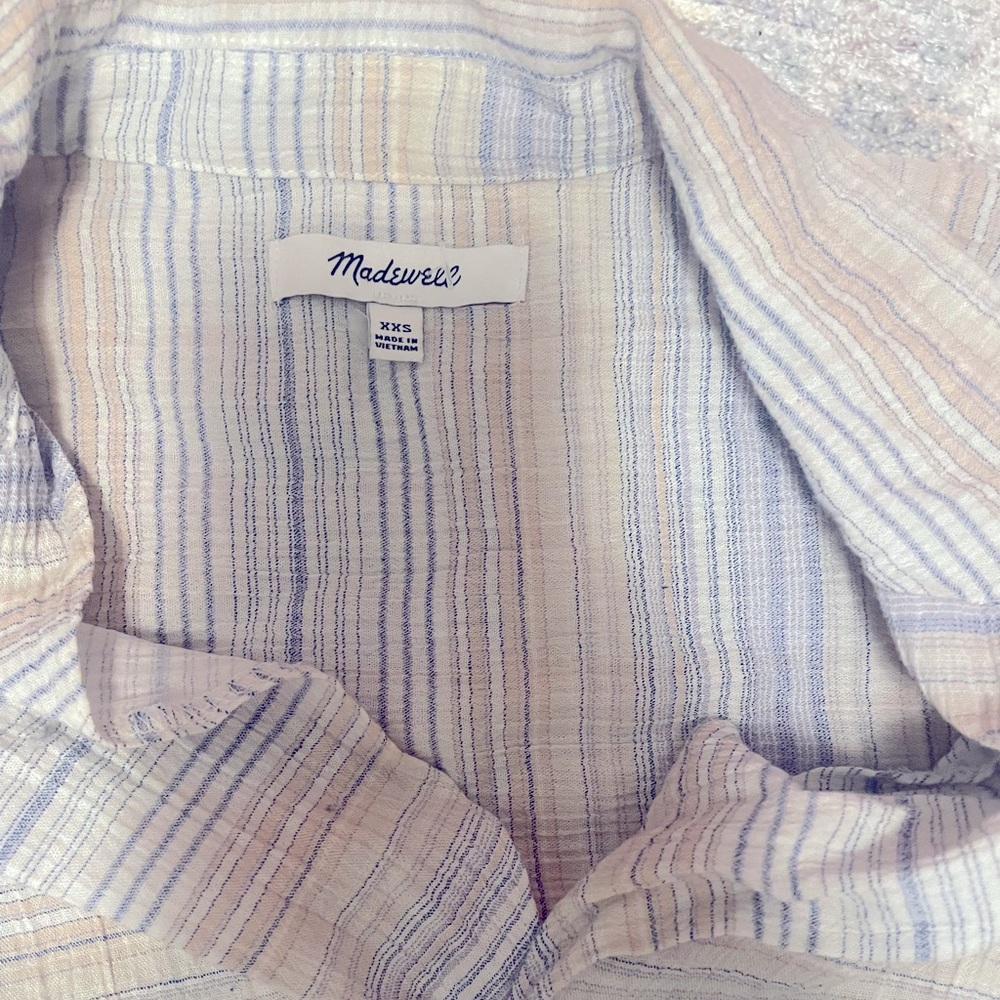 Madewell collared shirt sleeved top, size xxs